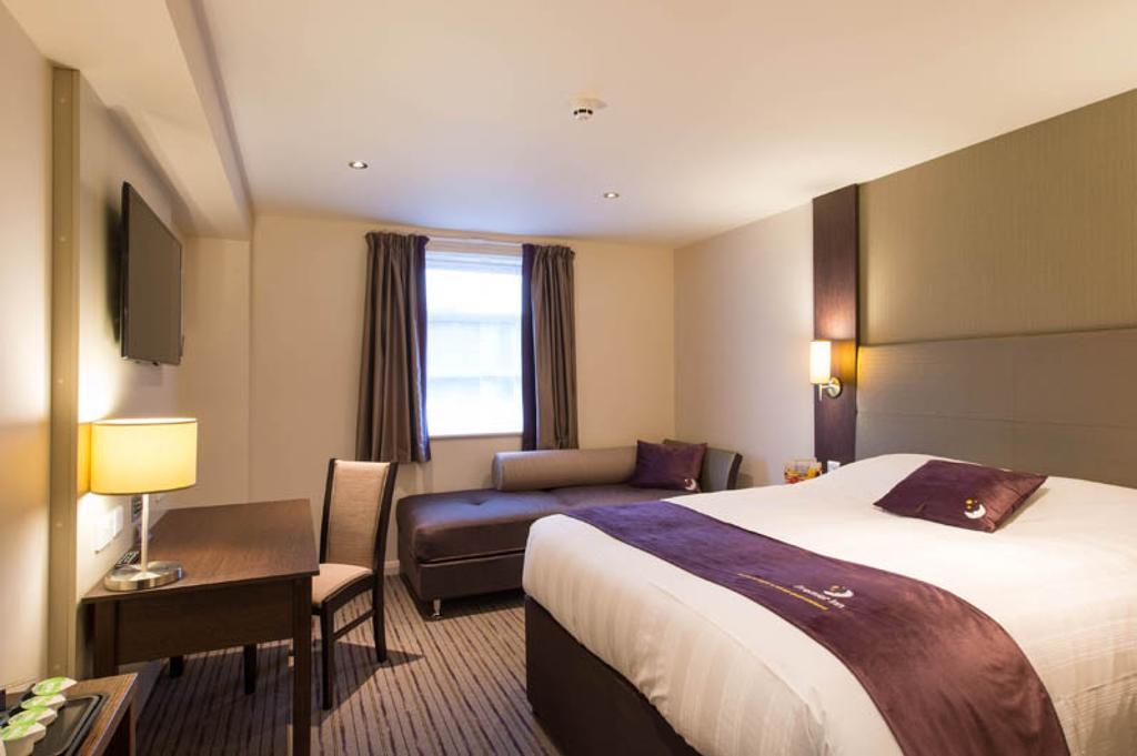 Premier Inn Dundee North Bilik gambar